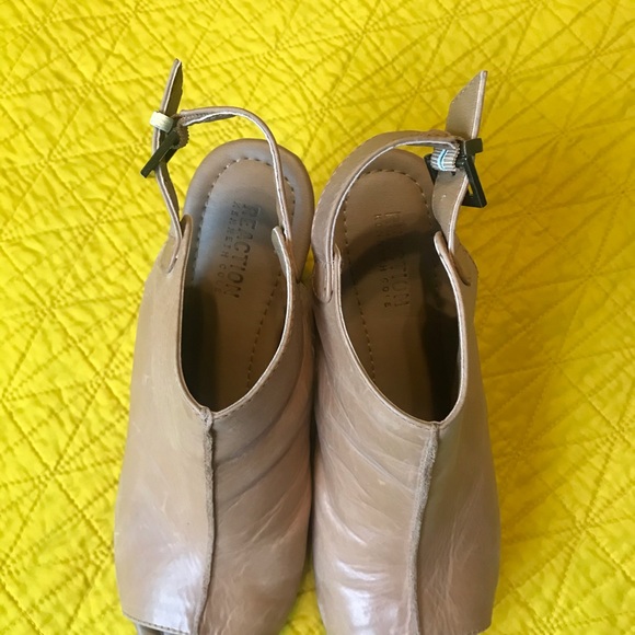 Kenneth Cole Reaction platforms - Picture 3 of 7